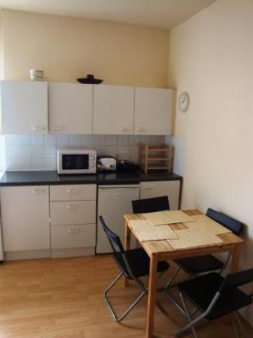 			2 Bedroom, 1 bath, 1 reception Flat			 Salusbury Road, QUEENS PARK